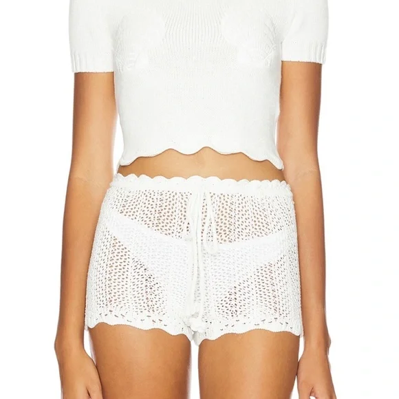 Mirtilla Short in WhiteTularosa